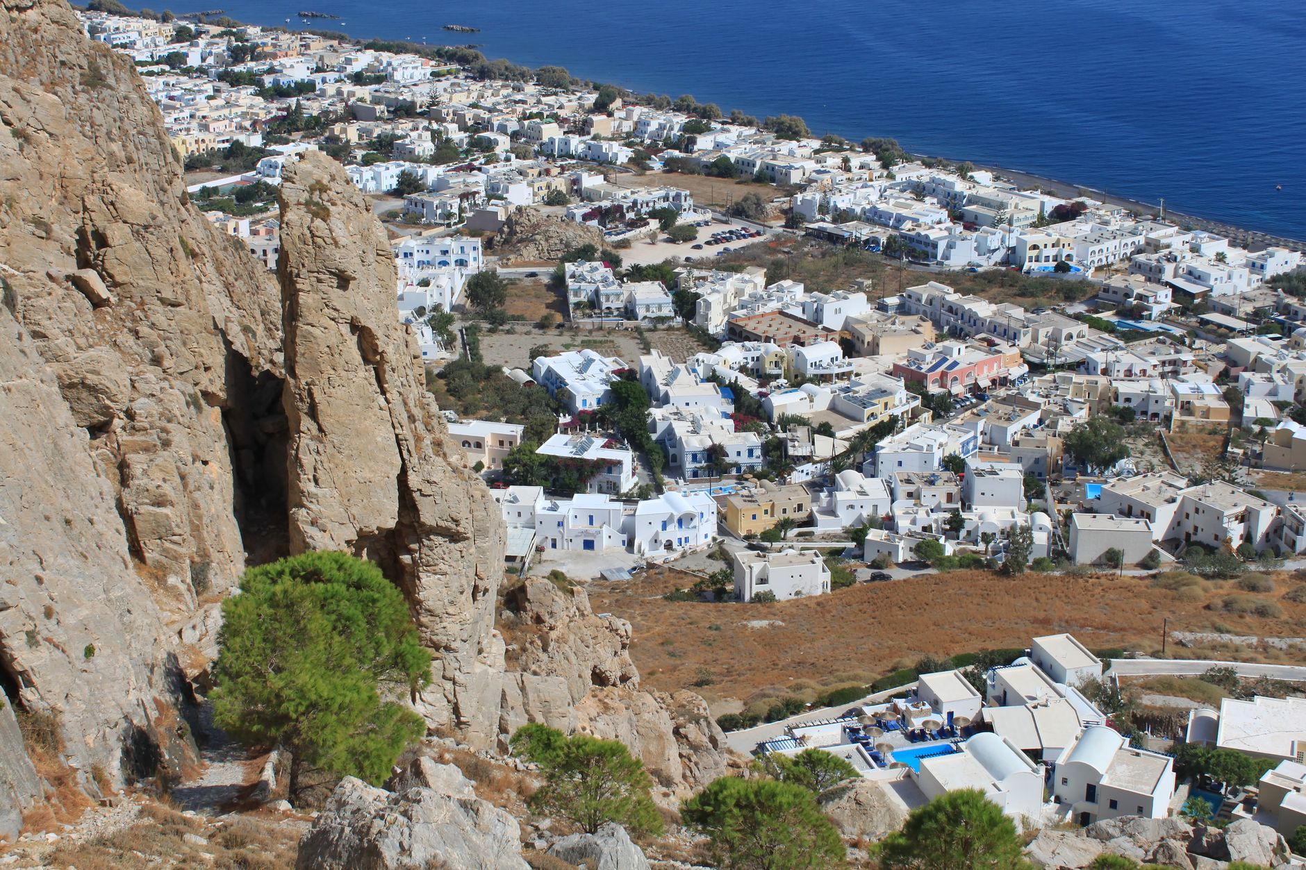 Kamari Beach