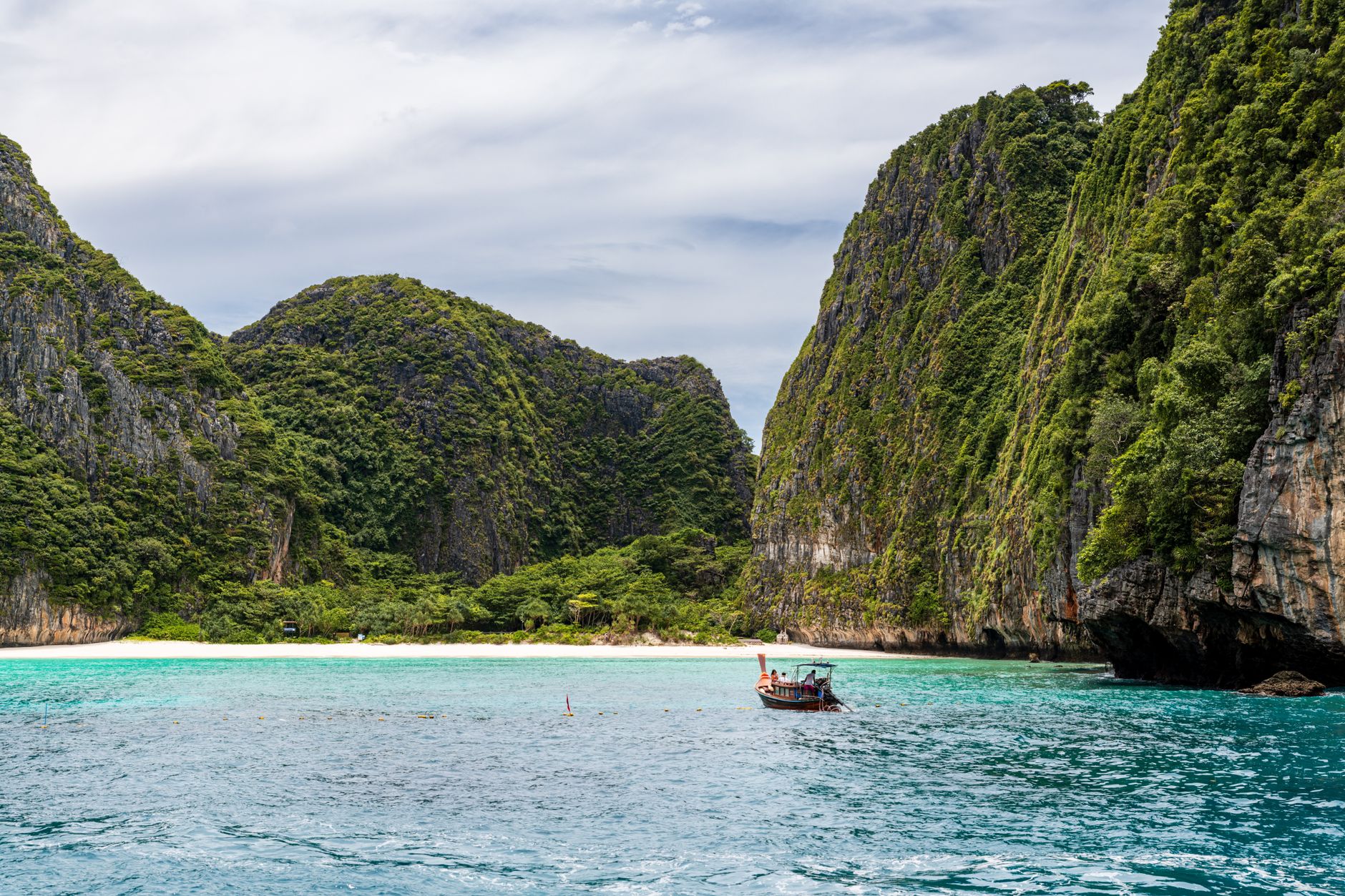 Maya Bay, Phi Phi Leh
